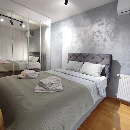 Moonze Apartman, Free Parking アパート ベオグラード