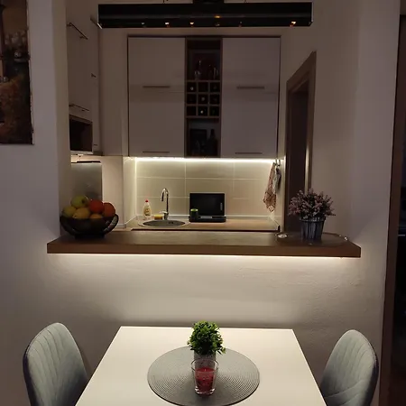 アパート Moonze Apartman, Free Parking