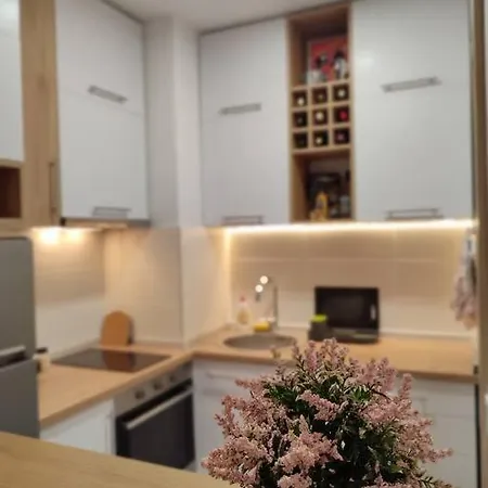 Moonze Apartman, Free Parking